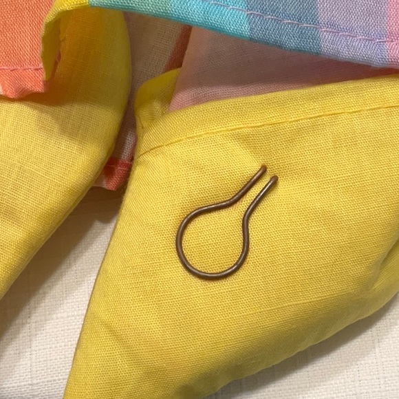 Wooltex Int’l Fabric Girl Wall Hanging w/Yarn Hair, Widebrim Hat, Purse, Heels - Picture 5 of 8